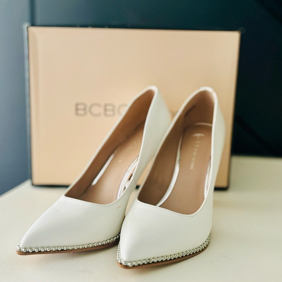 BCBG White Heels with Silver Detailing - Picture 1 of 5